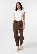 BROWN - 03