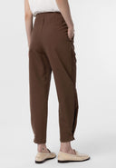 BROWN - 04