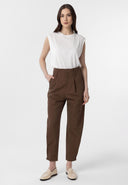 BROWN - 06